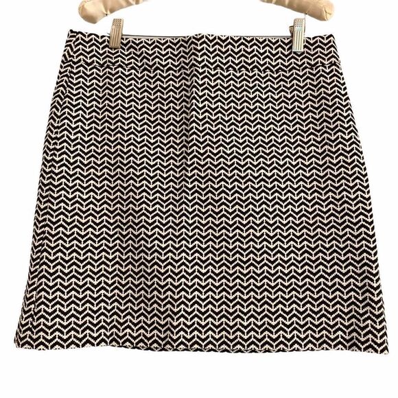 LOFT Black White Chevron Geo Print A Line Skirt 8 - Picture 1 of 6